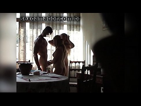 ❤️ Babaturan séks ngajak saurang lalaki raksasa sareng tiluan sareng anjeunna video bangsat  dina su.com-milf-300.ru ❤