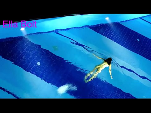 ❤️ Abdi teu tiasa ngeureunkeun nonton, pirang ngora bray ngojay buligir di ELLA bolt Resort kolam renang video bangsat dina su.com-milf-300.ru ❤